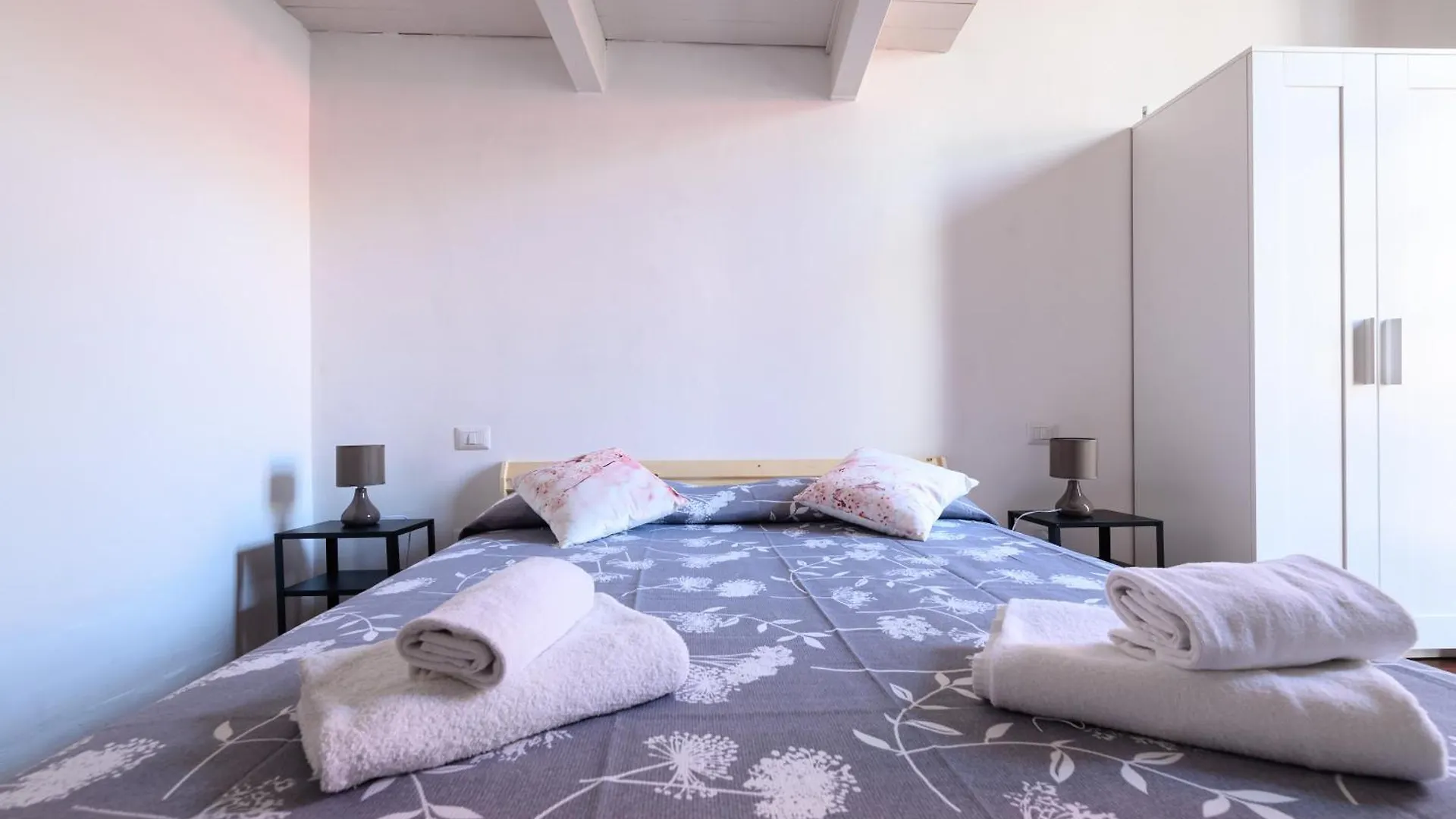 Via San Pasquale A Chiaia 48 Apartment Naples