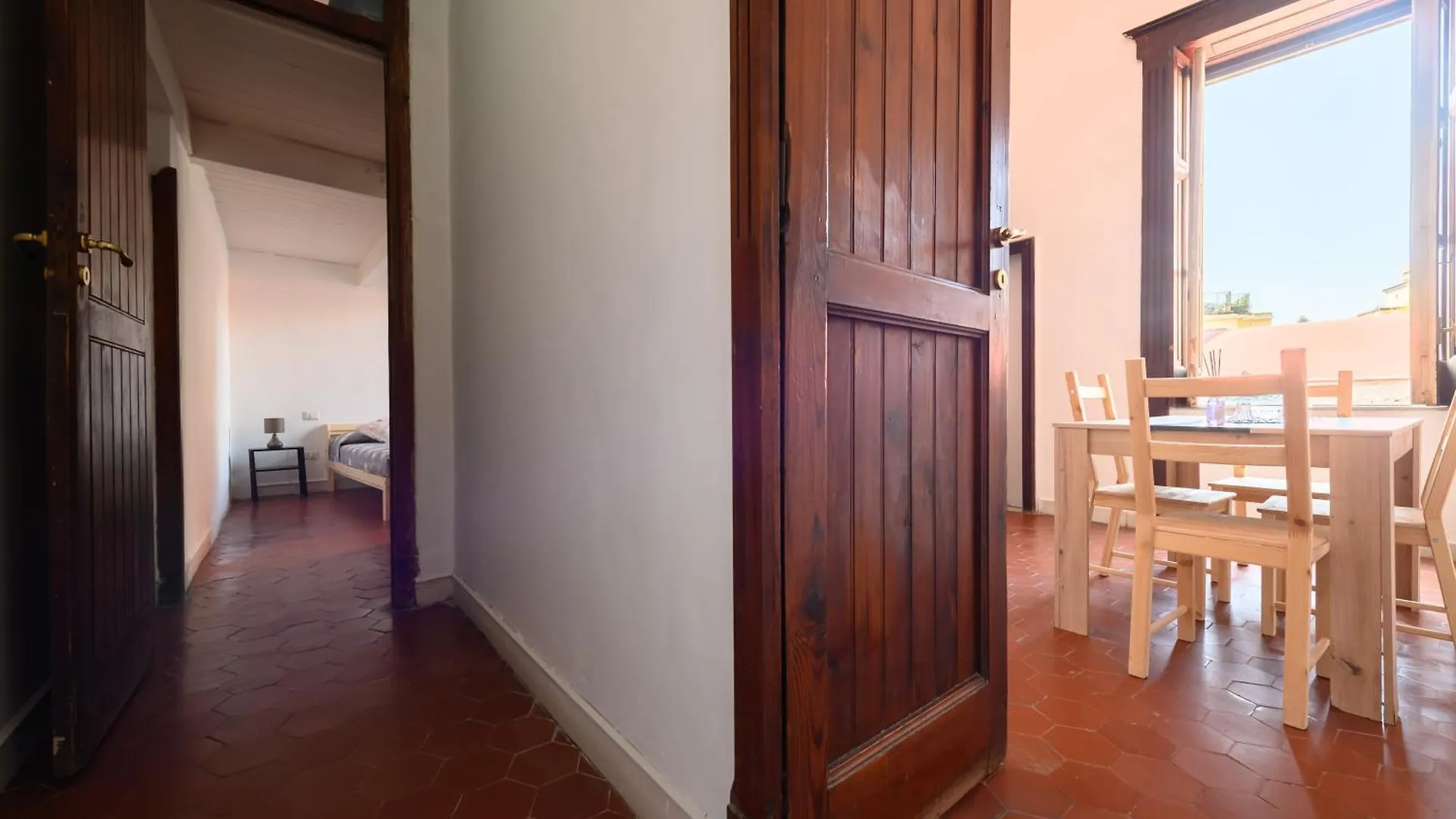 Via San Pasquale A Chiaia 48 Apartment Naples